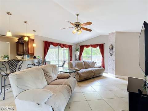 14401 Hampton Lake Ct, Fort Myers FL - photo 15 of 35