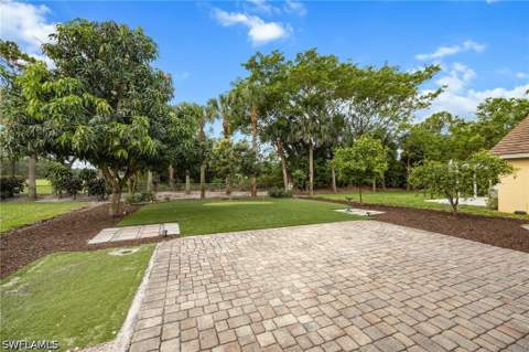 6477 Autumn Woods Blvd, Naples FL - photo 8 of 26
