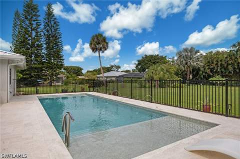 363 Juli Fe Dr, Naples FL - photo 22 of 27
