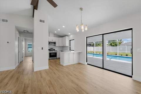 623 SE 31st Ln, Cape Coral FL - photo 14 of 50