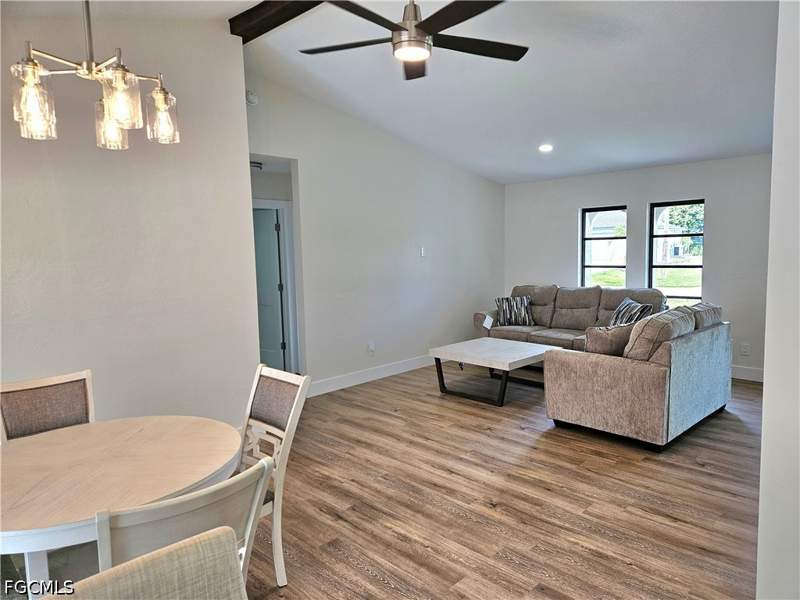 3 bedroom SingleFamilyResidence at 623 SE 31st Ln, Cape Coral, Cape Coral — photo 4