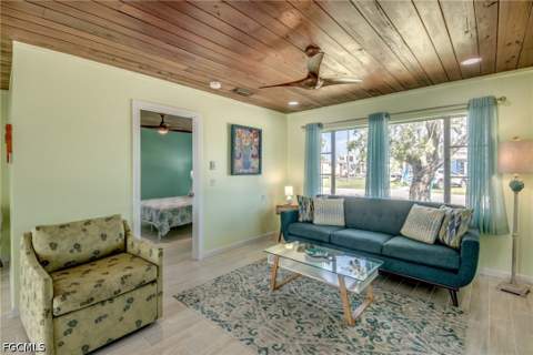 2567 Cay Cv, Matlacha FL - photo 16 of 45
