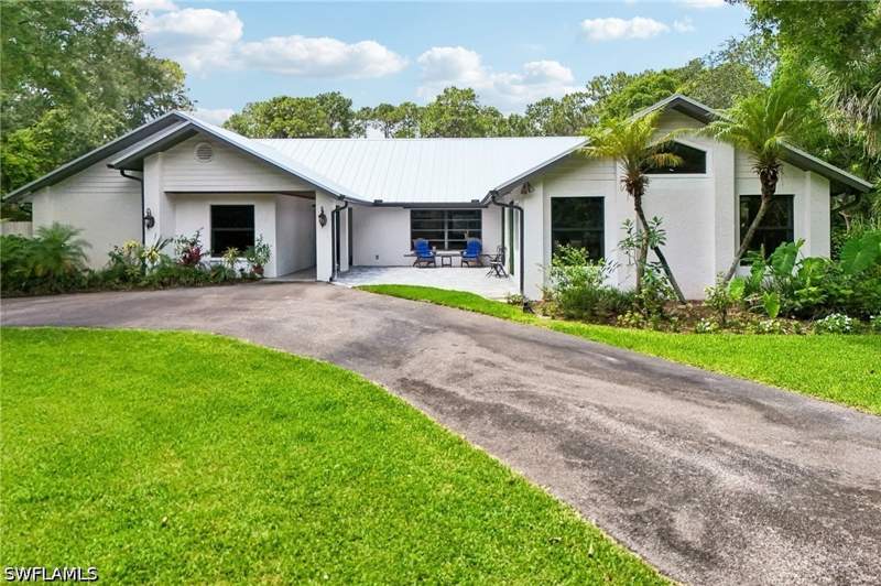 4 bedroom SingleFamilyResidence at 4980 Tamarind Ridge Dr, Logan Woods, Naples — photo 3