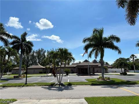 5719 Bass Cir S, Fort Myers FL - photo 19 of 38