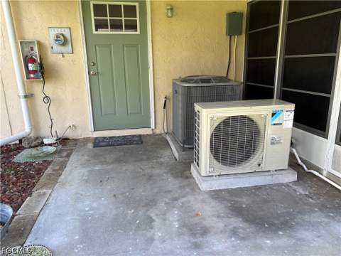 5719 Bass Cir S, Fort Myers FL - photo 6 of 38