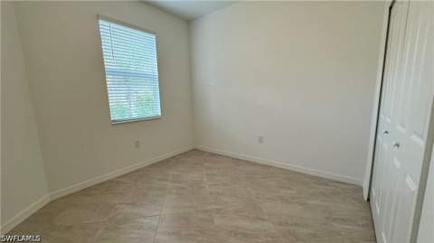 2066 Tamarron Ln, Naples FL - photo 14 of 31