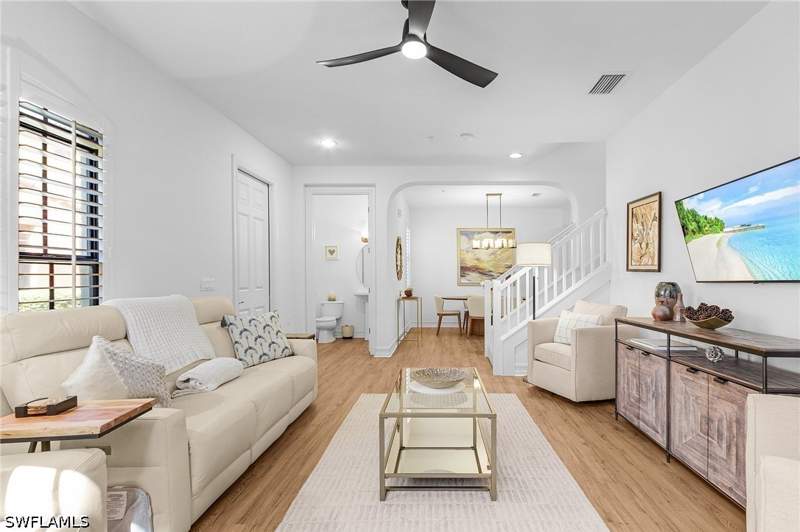 2 bedroom Attached at 9118 Chula Vista St 12002, Ole, Naples — photo 4