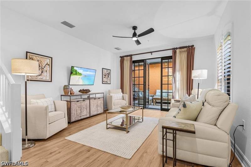 2 bedroom Attached at 9118 Chula Vista St 12002, Ole, Naples — photo 5