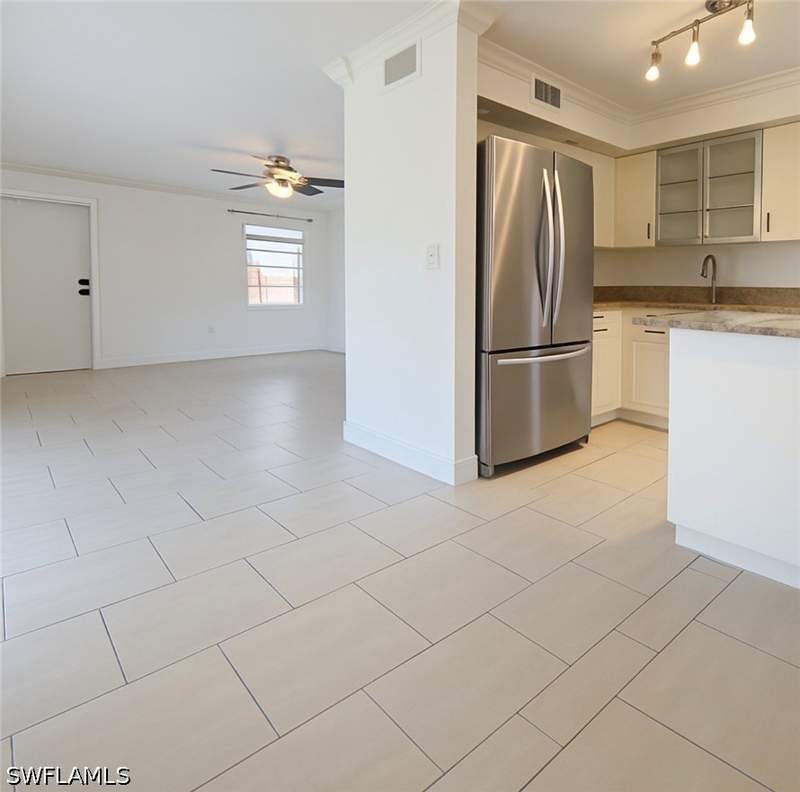 2 bedroom Condominium at 1400 Pompei Ln 77, Sorrento Villas, Naples — photo 3