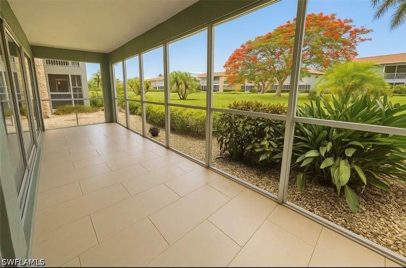 2 bedroom Condominium at 1400 Pompei Ln 77, Sorrento Villas, Naples — photo 5