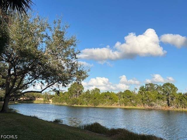 2 bedroom Condominium at 10115 Colonial Country Club Blvd 2103, Garden Lakes, Fort Myers — photo 2