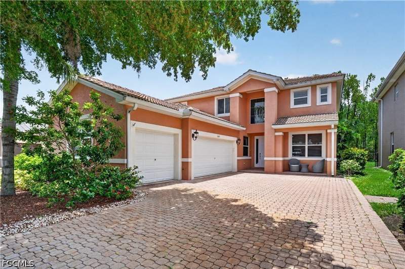 4 bedroom SingleFamilyResidence at 11642 Plantation Preserve CIR S, PLANTATION PRESERVE, Fort Myers — photo 2