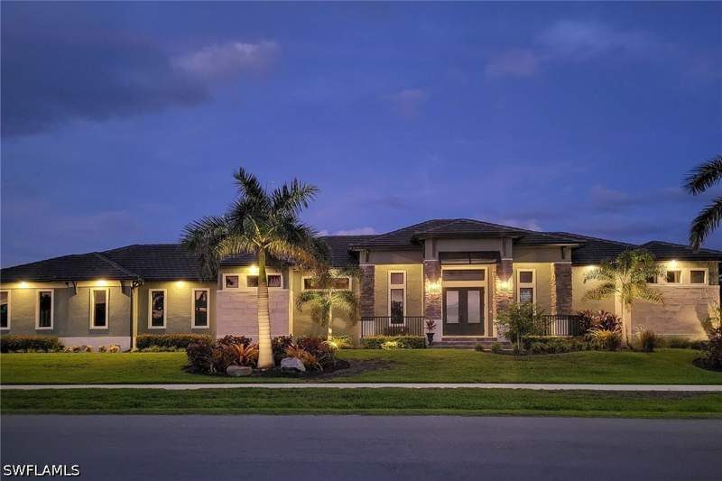 4 bedroom SingleFamilyResidence at 1517 Buccaneer Ct, Marco Island, Marco Island — photo 2