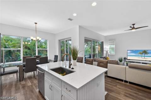 7753 Victoria Cove Ct, Fort Myers FL - photo 12 of 45