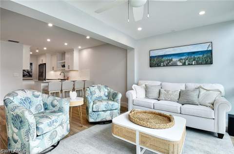 2100 Gulf Shore Blvd N 107, Naples FL - photo 9 of 33