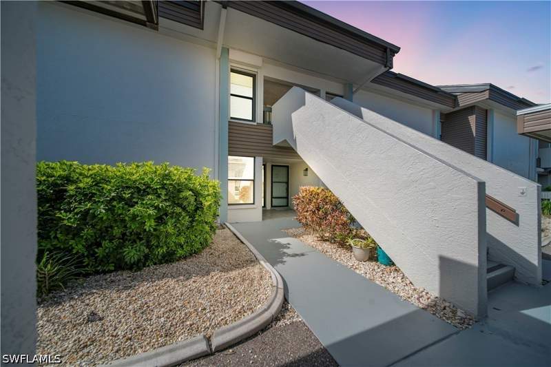 2 bedroom Condominium at 5790 Trailwinds Dr 111, Augusta Village, Fort Myers — photo 3