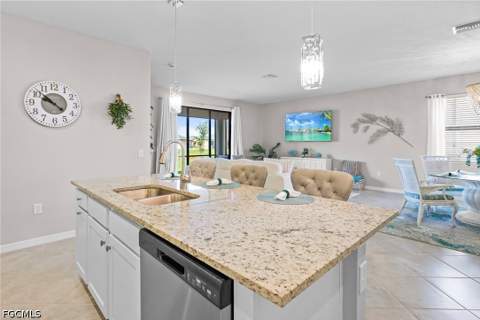 14967 Palamos Cir, Fort Myers FL - photo 14 of 45