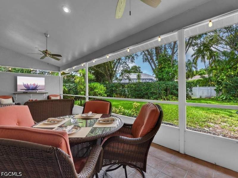 4 bedroom SingleFamilyResidence at 11481 Bent Pine Dr, Mahogany Run, Fort Myers — photo 3