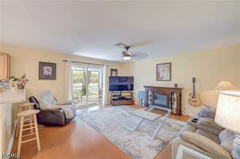 8889 Fawn Ridge Dr, Fort Myers FL - photo 14 of 50