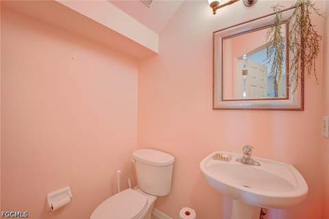 8889 Fawn Ridge Dr, Fort Myers FL - photo 19 of 50