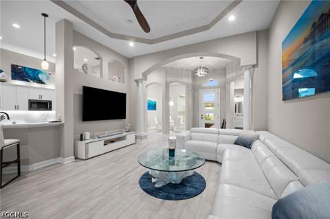 9042 Bronco Ct, Naples FL - photo 6 of 50