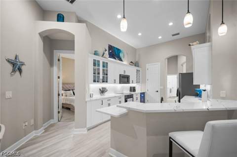 9042 Bronco Ct, Naples FL - photo 7 of 50