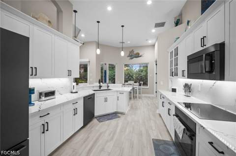 9042 Bronco Ct, Naples FL - photo 9 of 50