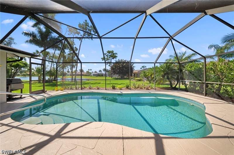 3 bedroom SingleFamilyResidence at 28581 Winthrop Cir, Vanderbilt Lakes, Bonita Springs — photo 3
