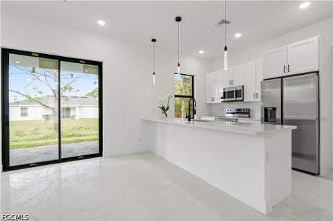 2001 Curry Ave N, Lehigh Acres FL - photo 8 of 18