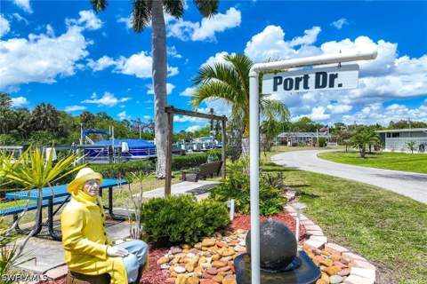 20751 Garden Dr, Estero FL - photo 17 of 47