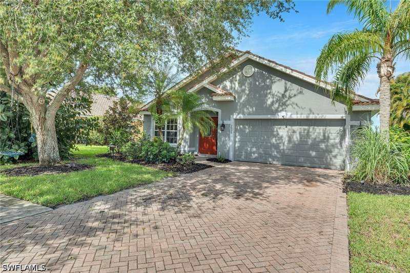 4 bedroom SingleFamilyResidence at 2835 Orange Grove Trl, Valencia Lakes, Naples — photo 2