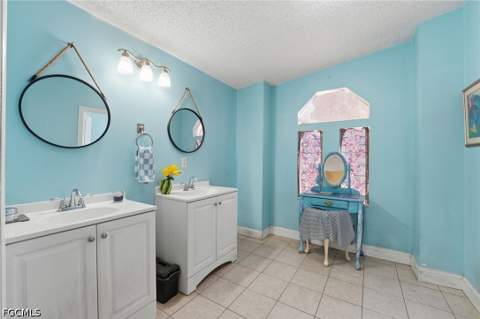 7962 Bartholomew Dr, North Fort Myers FL - photo 12 of 31