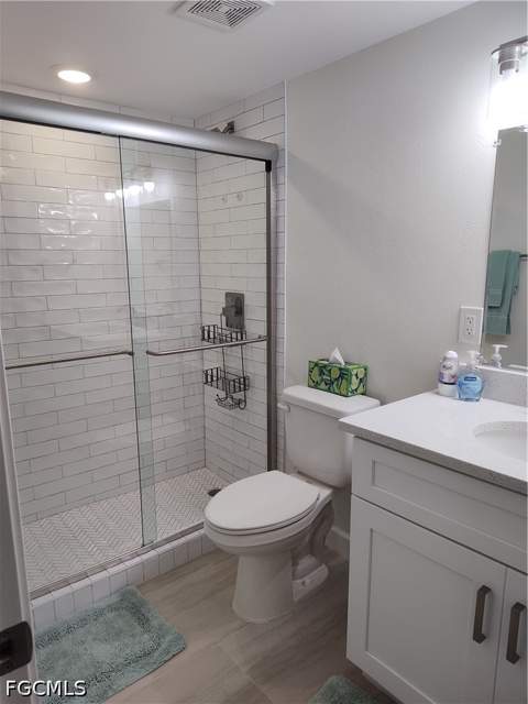 9395 Lennex Ln W 9395, Fort Myers FL - photo 7 of 7