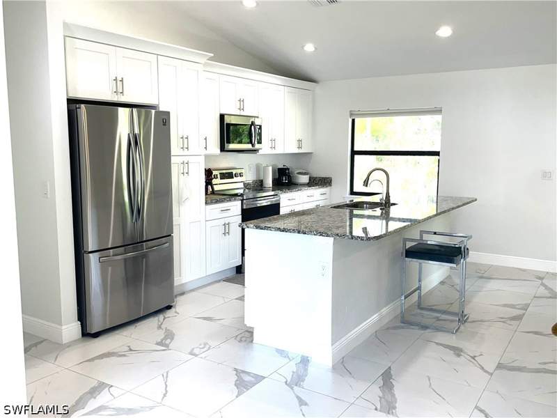 3 bedroom SingleFamilyResidence at 5536 Beck St, Lehigh Acres, Lehigh Acres — photo 4