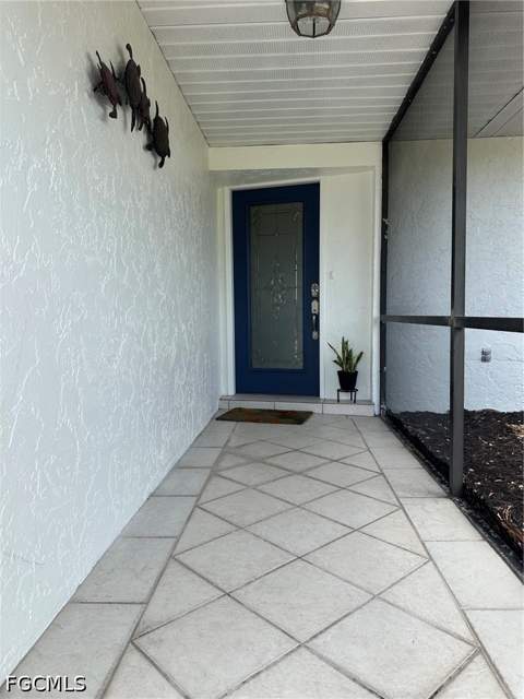 801 SW 52nd St, Cape Coral FL - photo 14 of 36