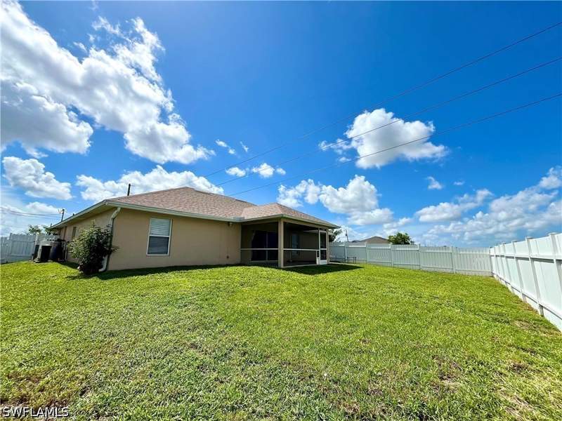 4 bedroom SingleFamilyResidence at 2720 NE 1st Pl, Cape Coral, Cape Coral — photo 3