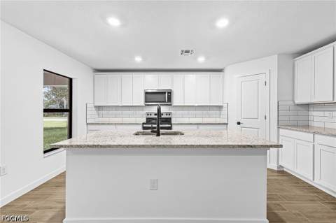 2203 NW 3rd Ave, Cape Coral FL - photo 6 of 12