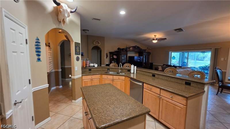 4 bedroom SingleFamilyResidence at 12810 Aston Oaks Dr, Danforth Lakes, Fort Myers — photo 3