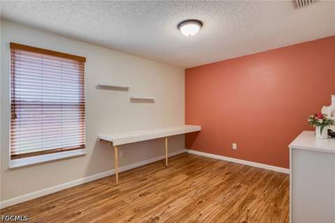 2204 NE 15th Pl, Cape Coral FL - photo 11 of 29