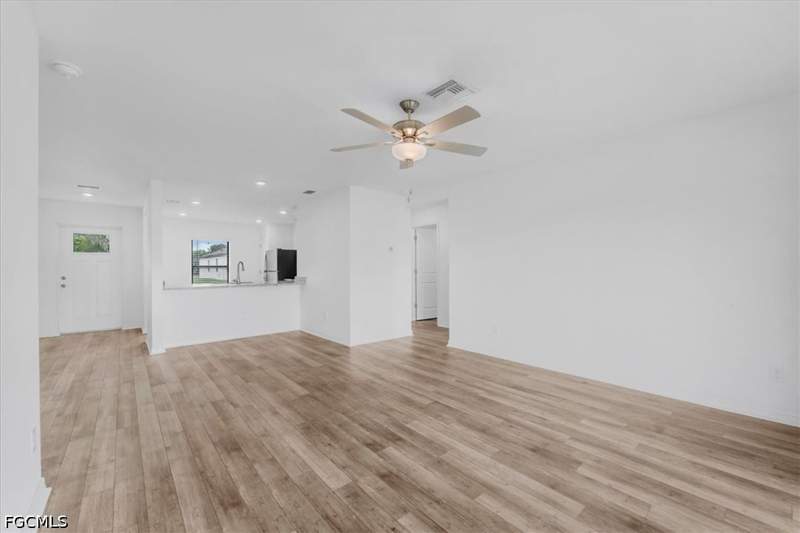 3 bedroom SingleFamilyResidence at 936 Admiral Bull Halsey Ave, Labelle, Labelle — photo 4