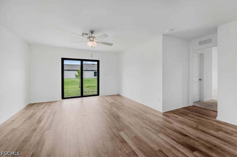 3 bedroom SingleFamilyResidence at 936 Admiral Bull Halsey Ave, Labelle, Labelle — photo 5