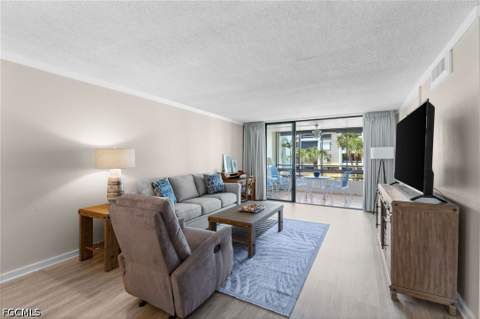 2777 W Gulf Dr 104, Sanibel FL - photo 13 of 46