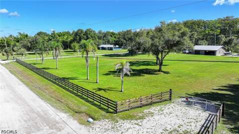 5961 Pangola Rd, Fort Myers FL - photo 12 of 44