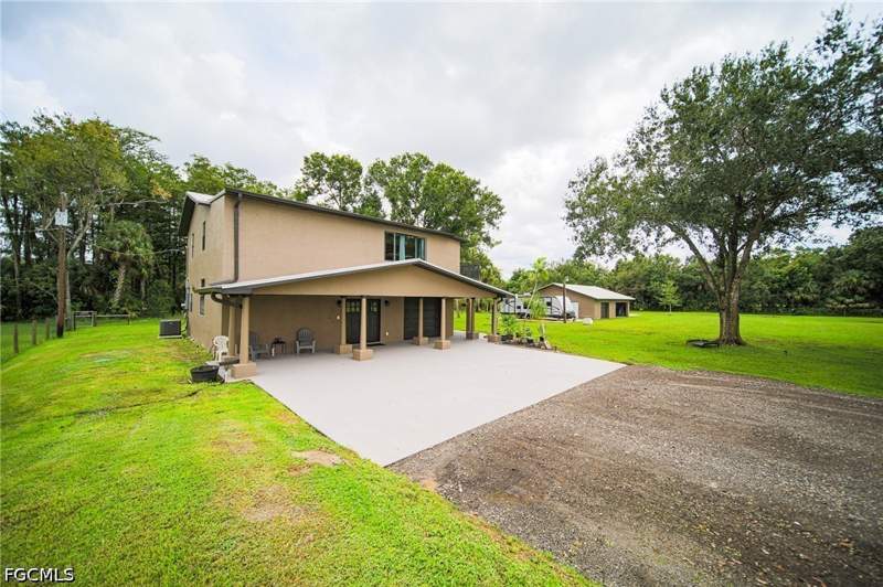 4 bedroom SingleFamilyResidence at 5961 Pangola RD, ORANGE RIVER RANCHETTES, Fort Myers — photo 2