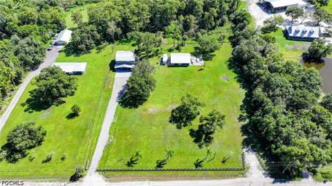 5961 Pangola Rd, Fort Myers FL - photo 9 of 44
