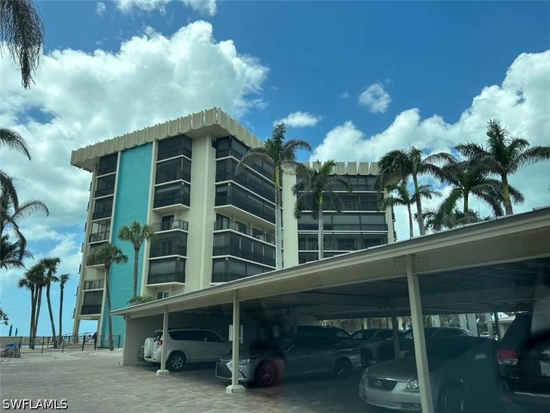1 bedroom Condominium at 3399 Gulf Shore Blvd N 109, Imperial Club, Naples — photo 4