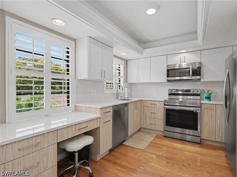 2 bedroom Condominium at 722 10th Ave S A201, Oxford Court, Naples — photo 2