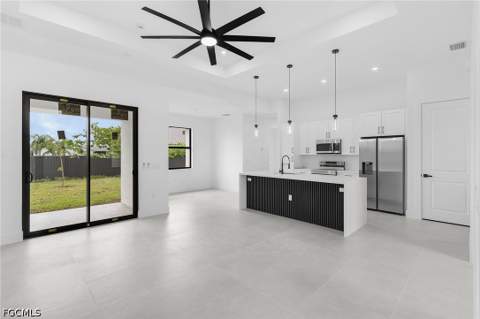 7 SW 19th Pl, Cape Coral FL - photo 7 of 32
