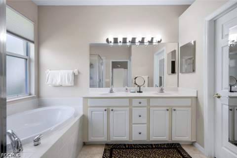 9830 Mar Largo Cir, Fort Myers FL - photo 17 of 26