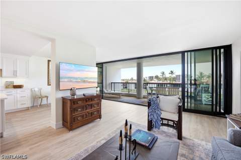 2316 Gulf Shore Blvd N 411, Naples FL - photo 10 of 50